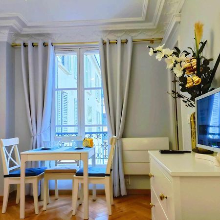 Apartament Au Petit Trianon Bleu Wersal Zewnętrze zdjęcie
