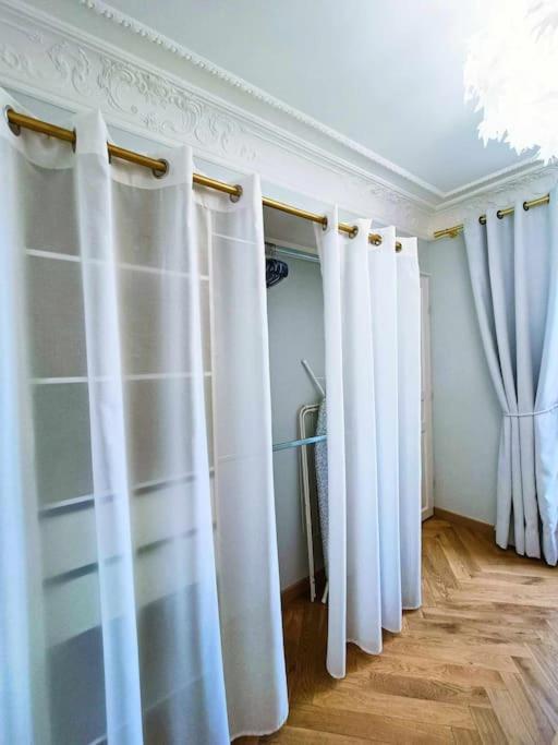 Apartament Au Petit Trianon Bleu Wersal Zewnętrze zdjęcie
